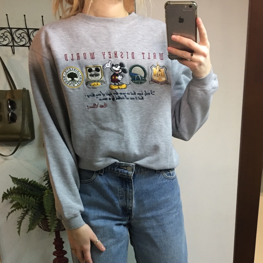 Vintage Walt Disney Sweatshirt